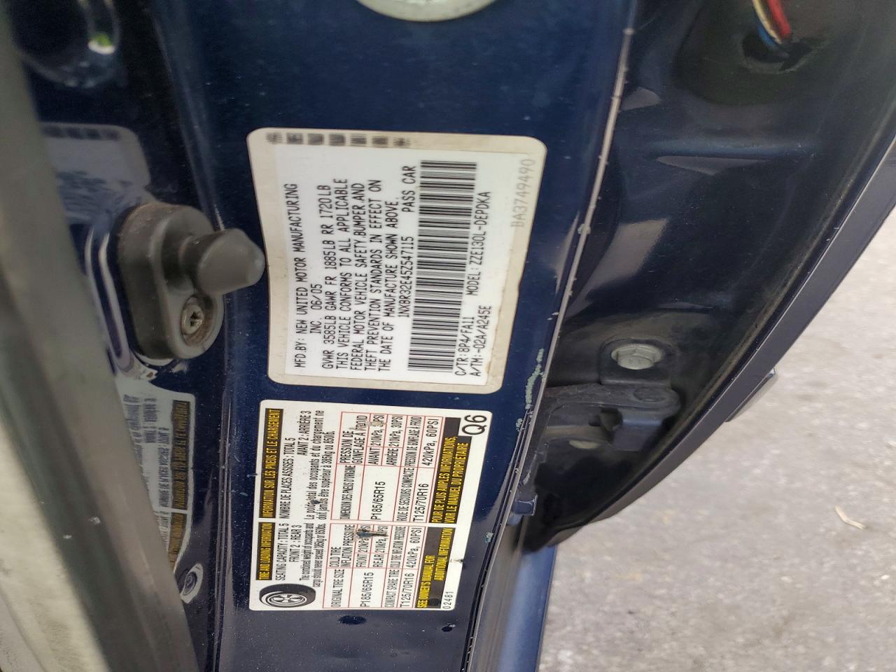 2005 TOYOTA COROLLA CE photo 12