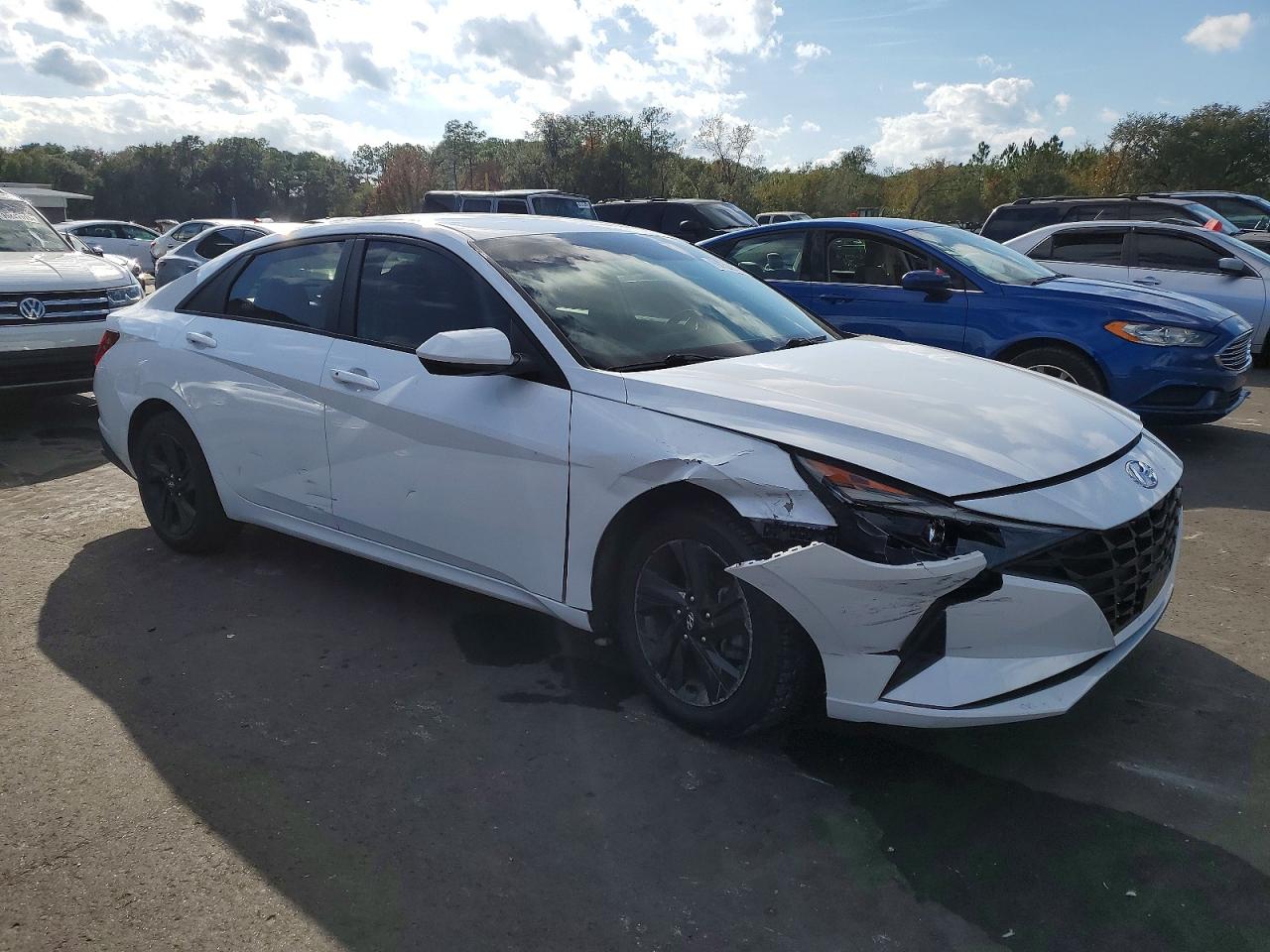 2021 HYUNDAI ELANTRA SEL photo 4