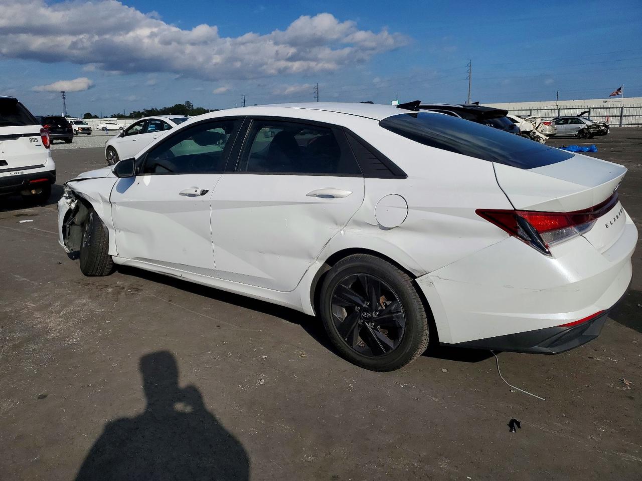 2021 HYUNDAI ELANTRA SEL photo 2