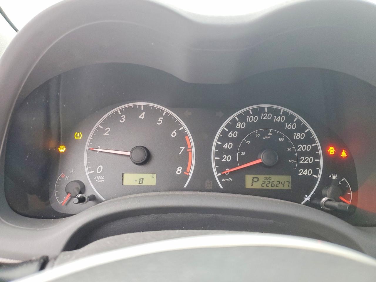 2010 TOYOTA COROLLA BASE photo 9