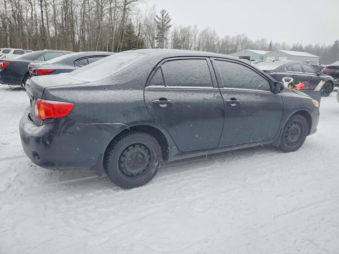 2010 TOYOTA COROLLA BASE photo 3