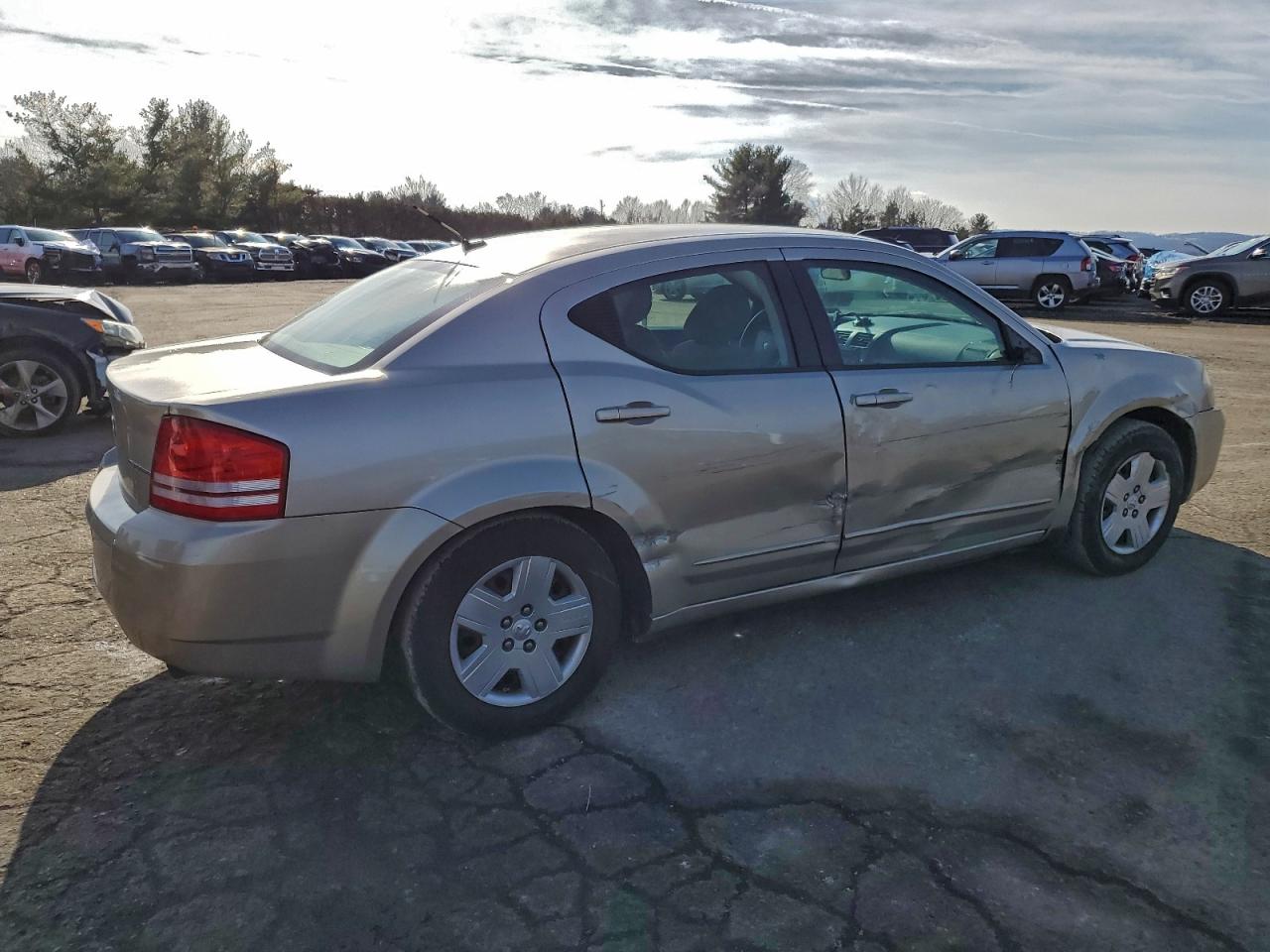 2009 DODGE AVENGER SE photo 3