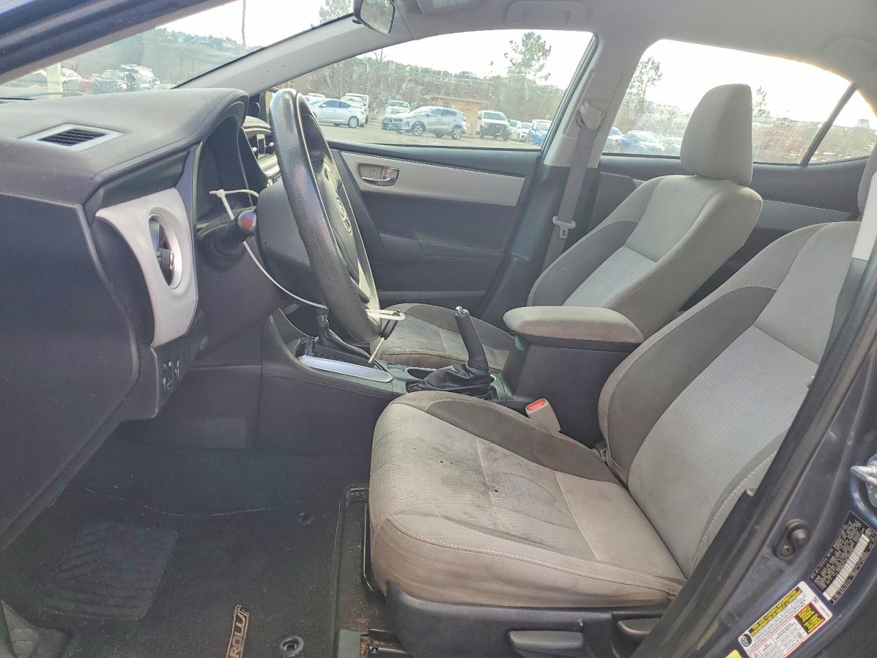 2017 TOYOTA COROLLA L photo 7
