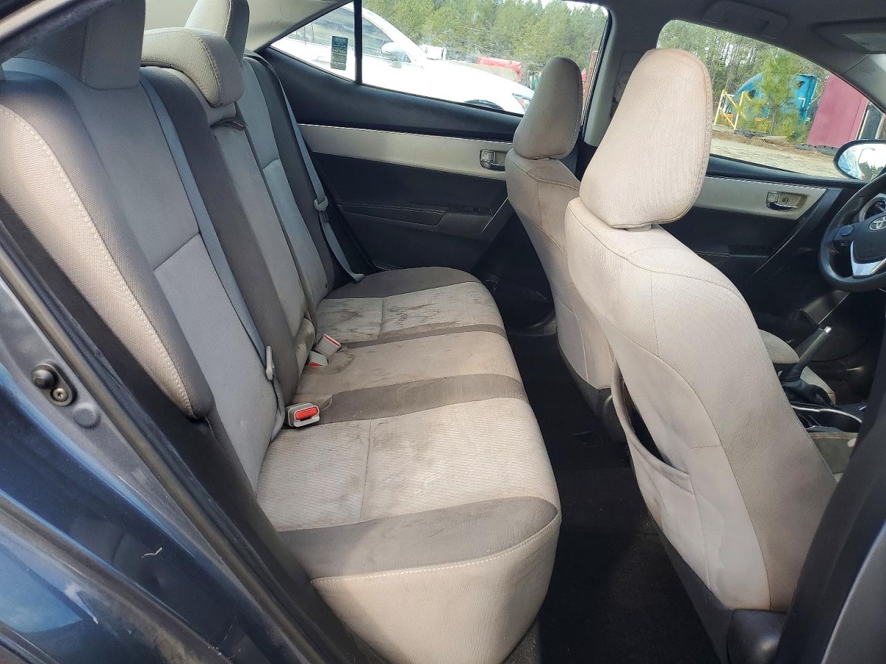 2017 TOYOTA COROLLA L photo 10