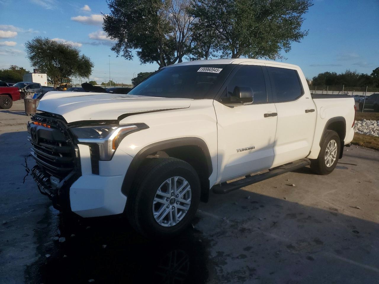 2024 TOYOTA TUNDRA