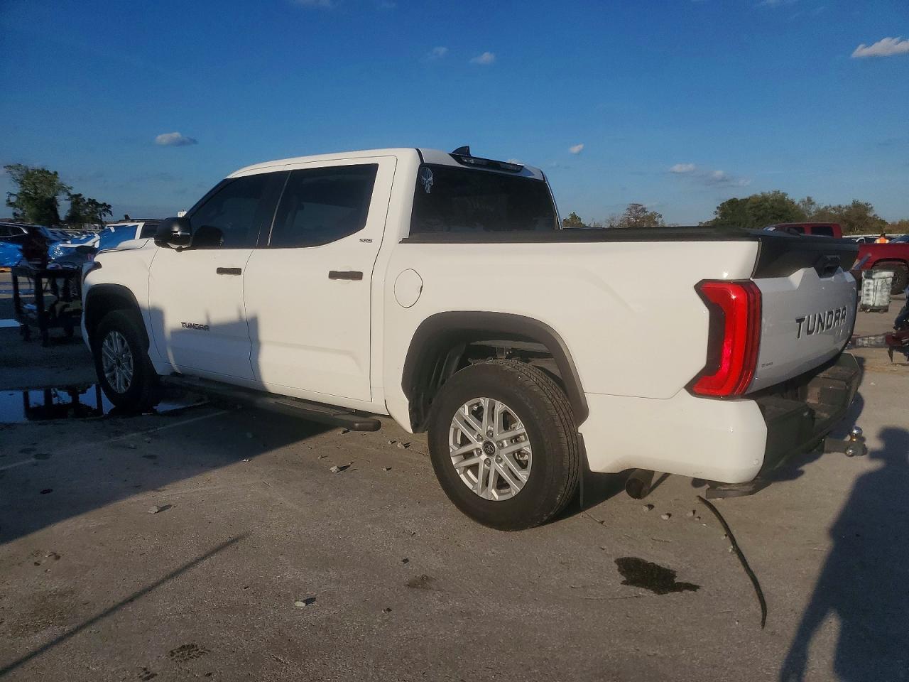 2024 TOYOTA TUNDRA CREWMAX SR photo 2