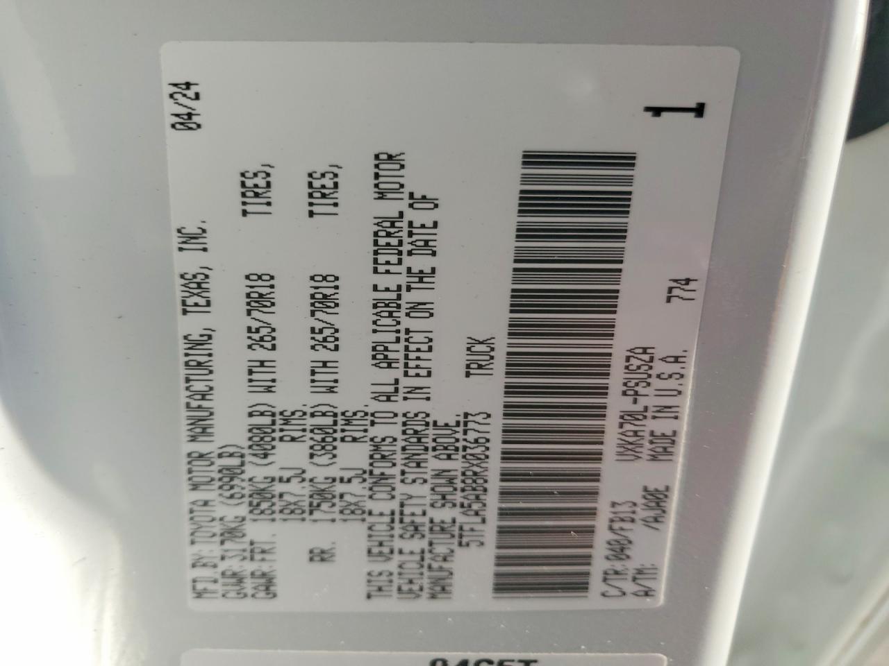 2024 TOYOTA TUNDRA CREWMAX SR photo 12