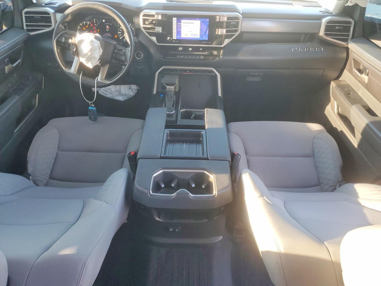 2024 TOYOTA TUNDRA CREWMAX SR photo 8