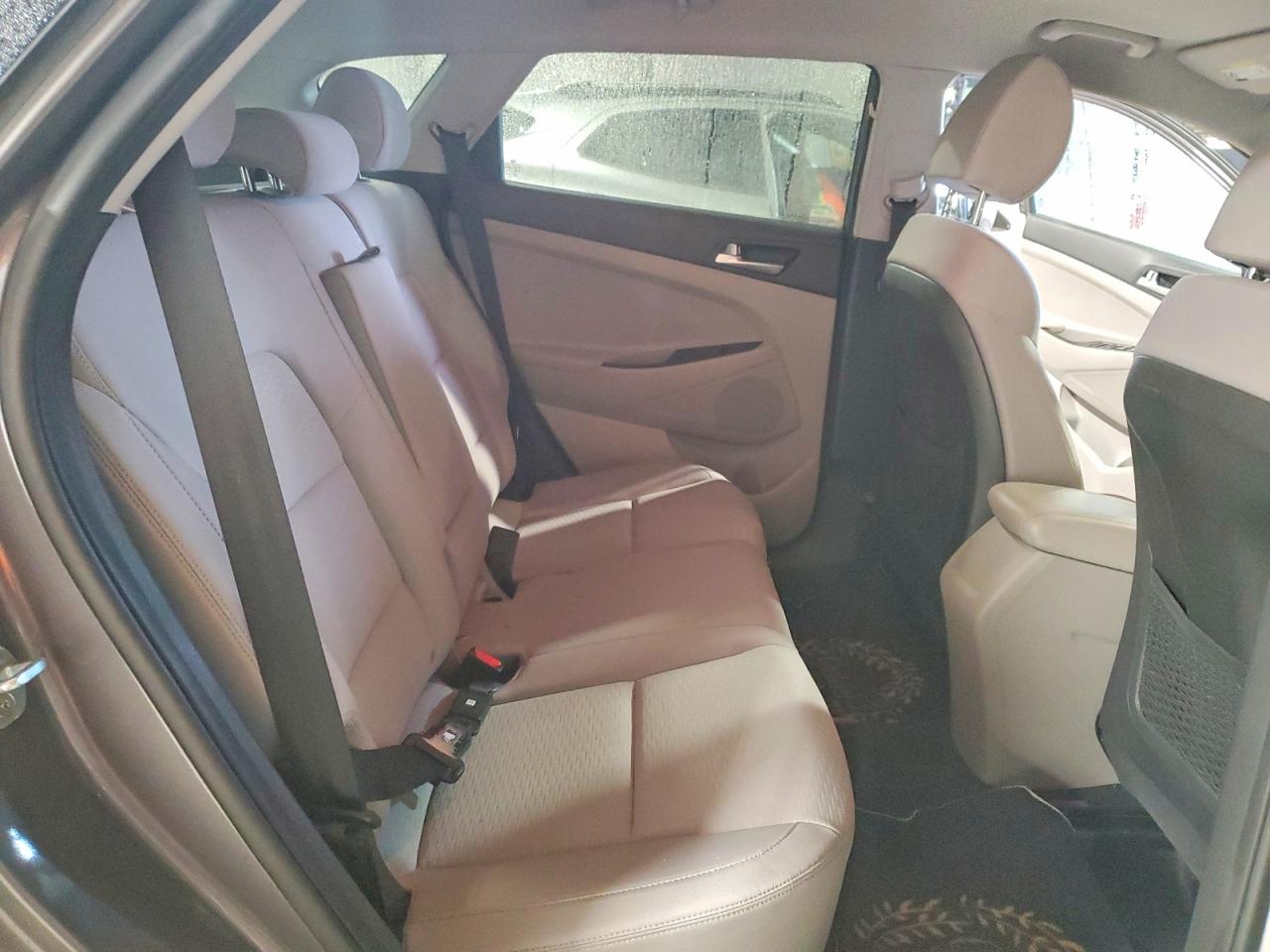 2020 HYUNDAI TUCSON SE photo 11