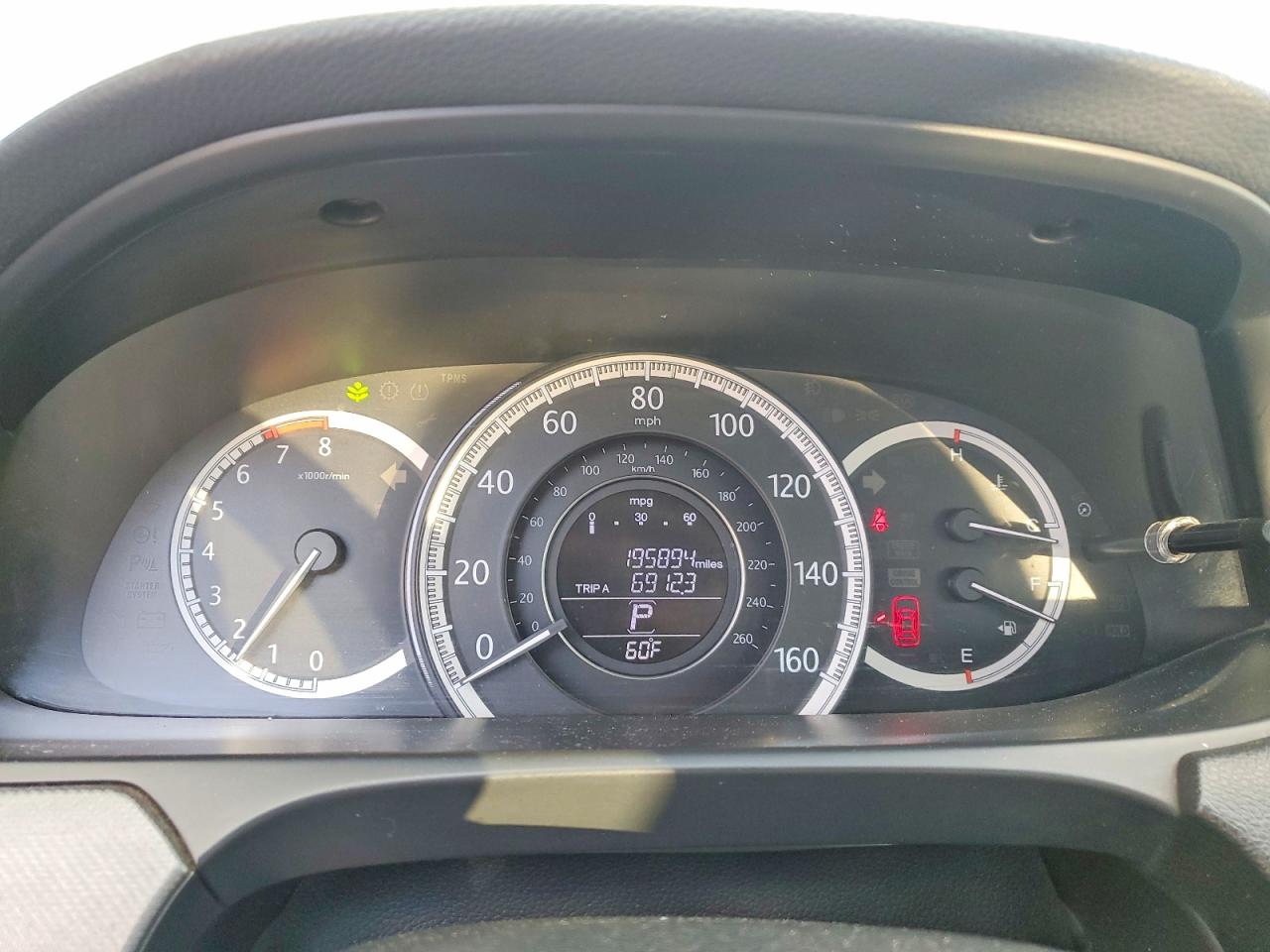 2014 HONDA ACCORD LX photo 9
