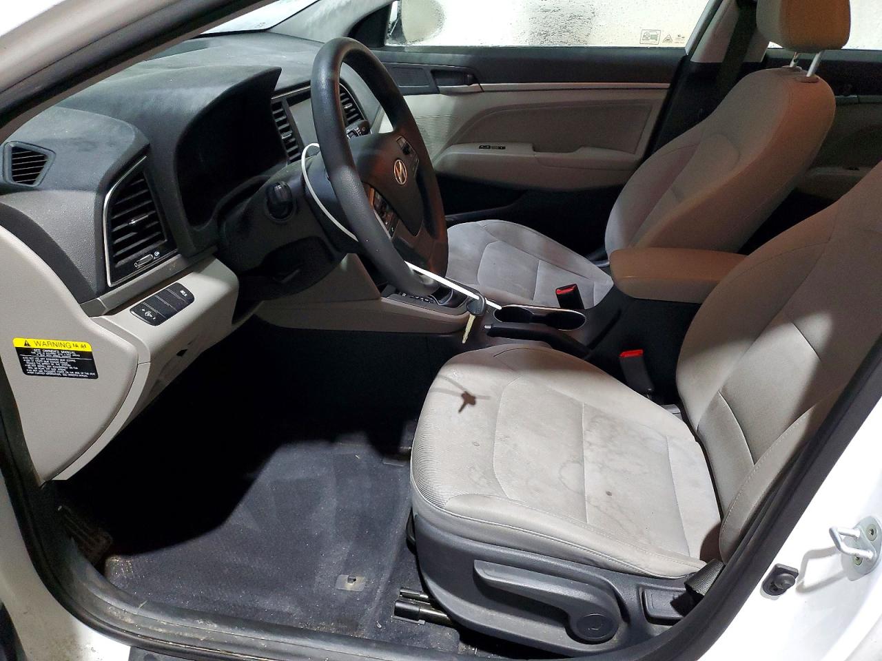 2017 HYUNDAI ELANTRA SE photo 7