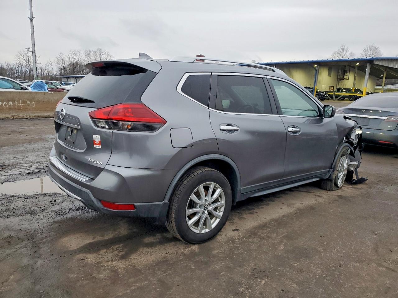 2018 NISSAN ROGUE S photo 3