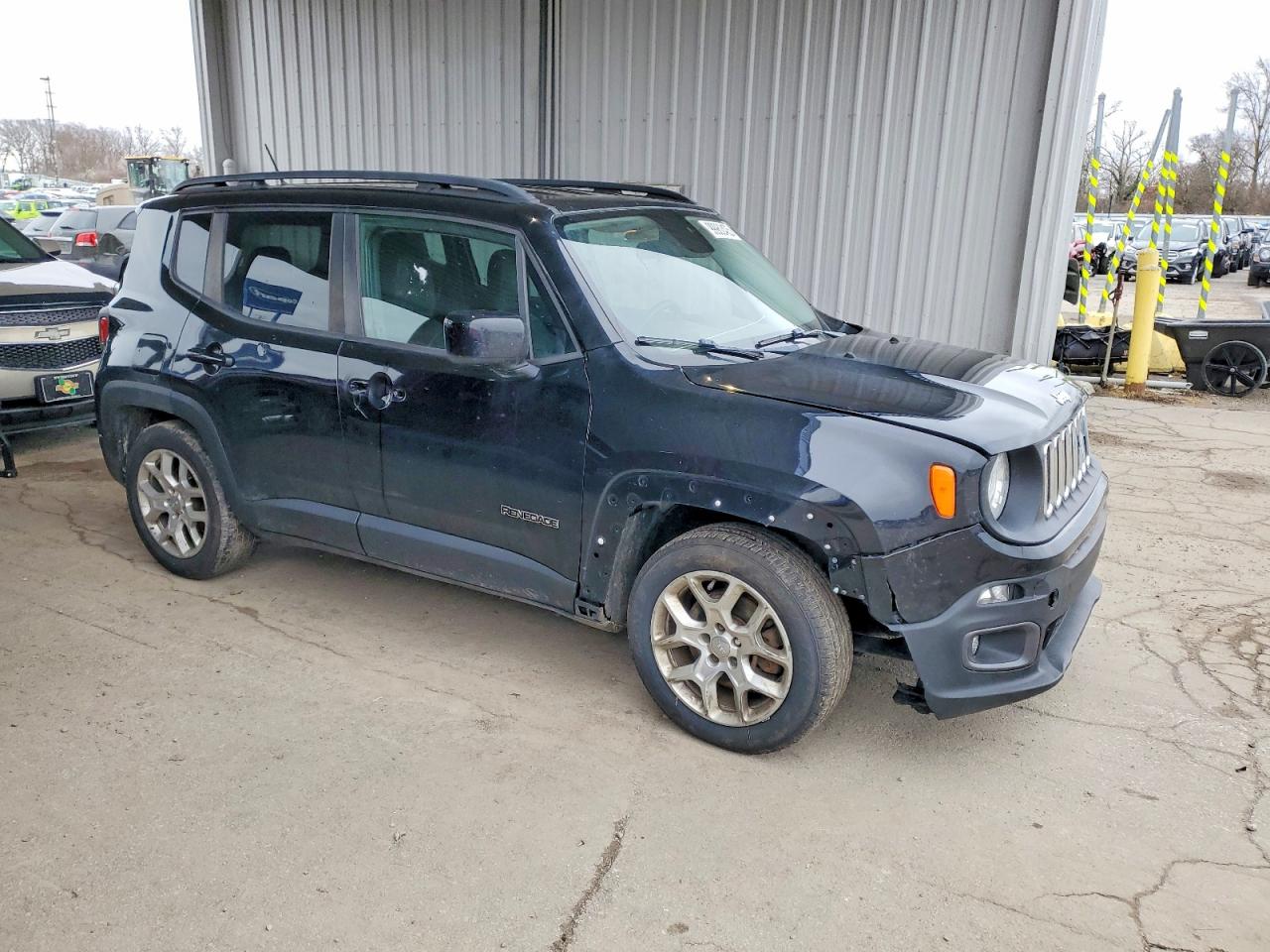 2015 JEEP RENEGADE LATITUDE photo 4