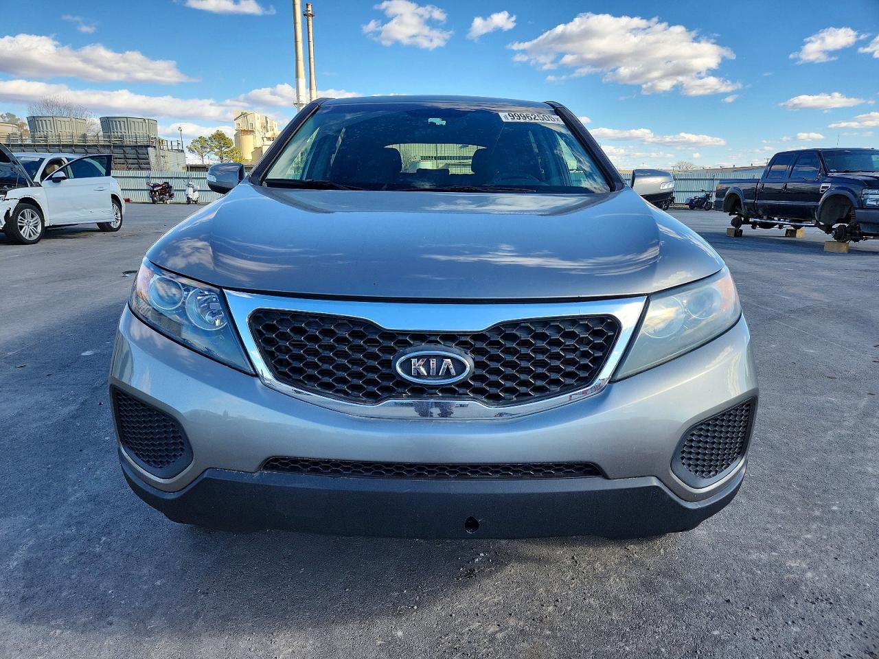 2013 KIA SORENTO LX photo 5