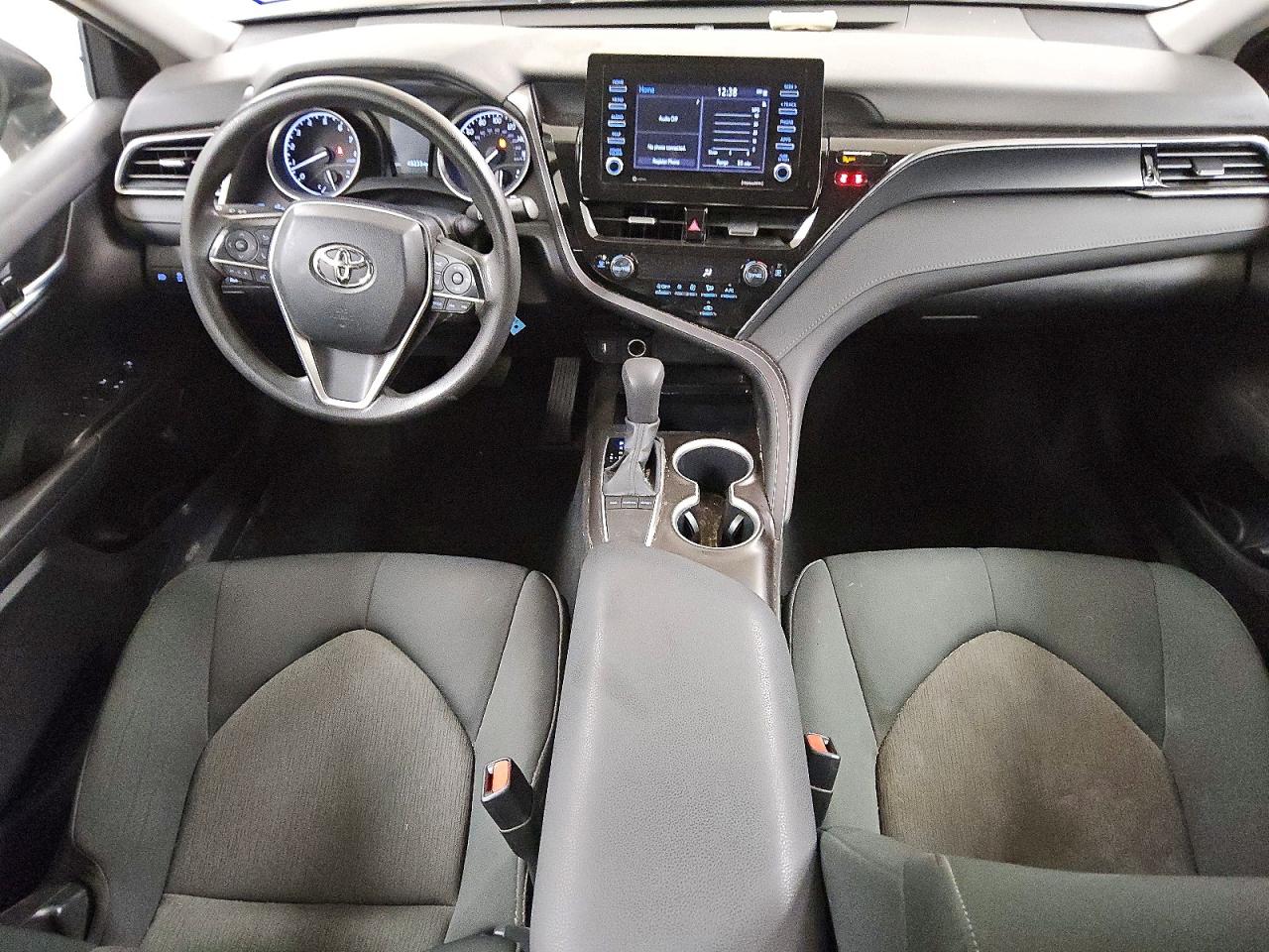2023 TOYOTA CAMRY LE photo 8