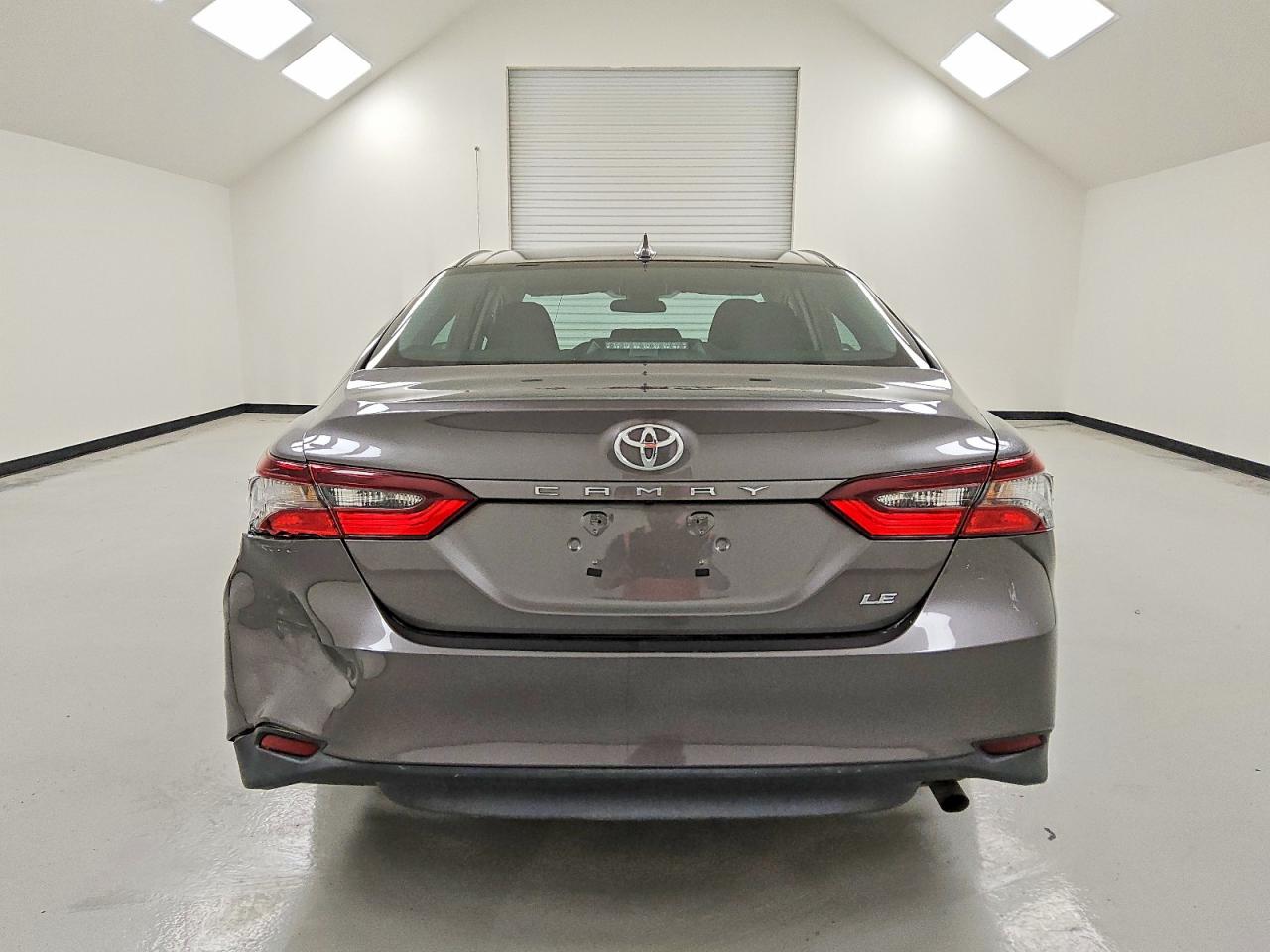 2023 TOYOTA CAMRY LE photo 6