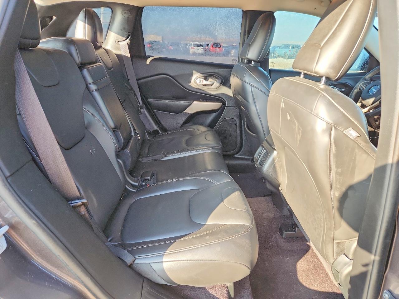 2018 JEEP CHEROKEE LIMITED photo 10