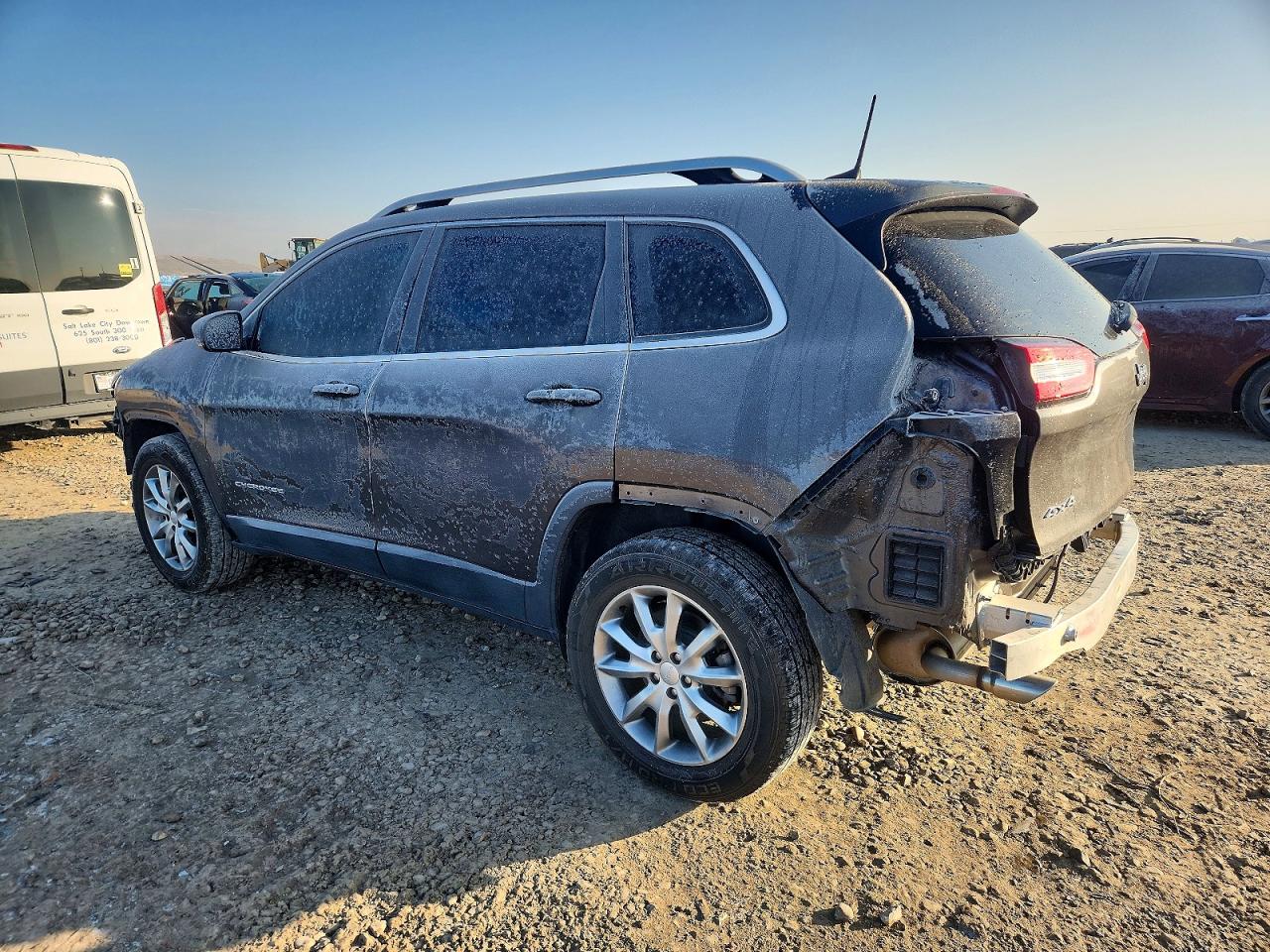 2018 JEEP CHEROKEE LIMITED photo 2