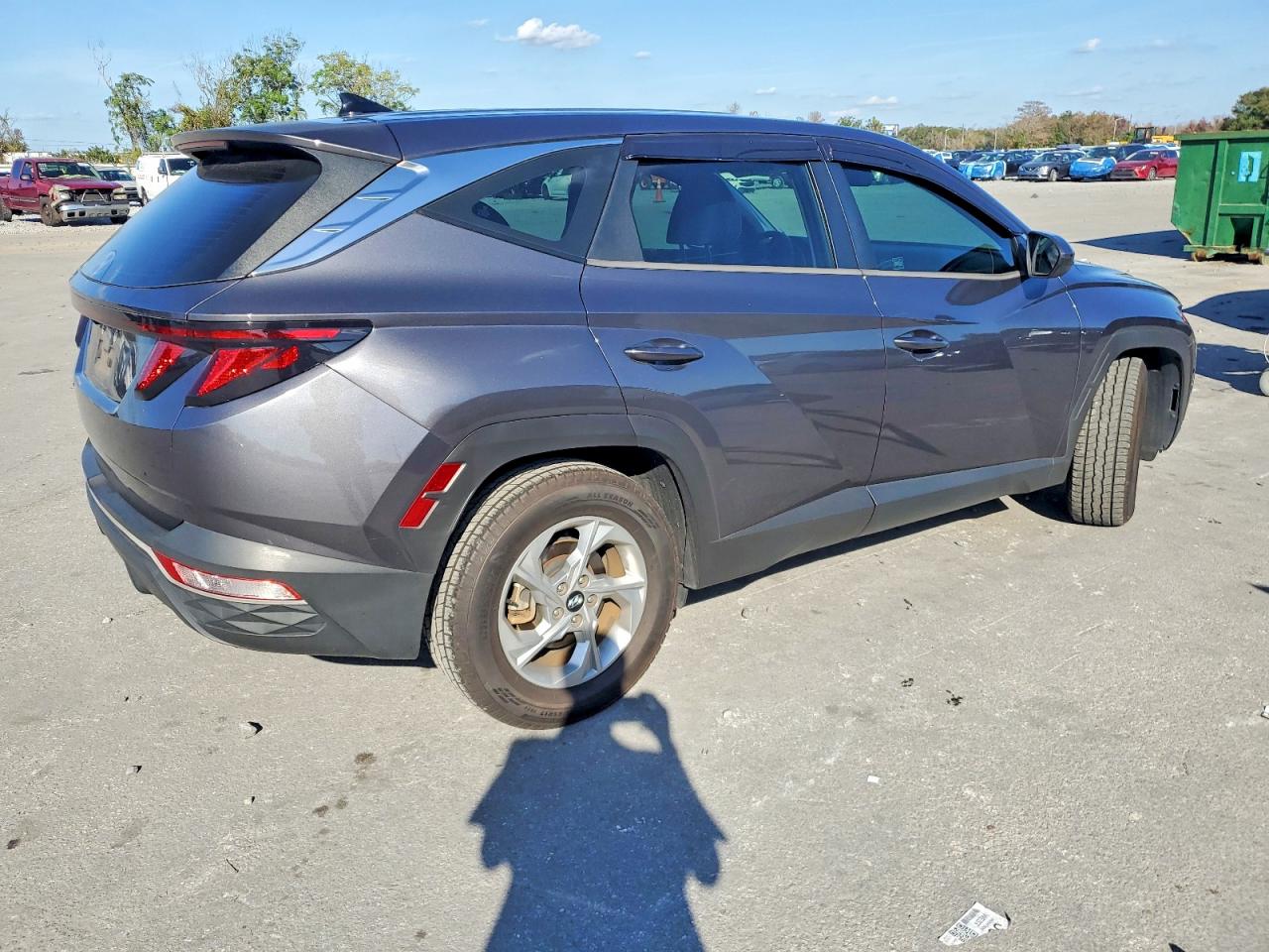 2022 HYUNDAI TUCSON SE photo 3