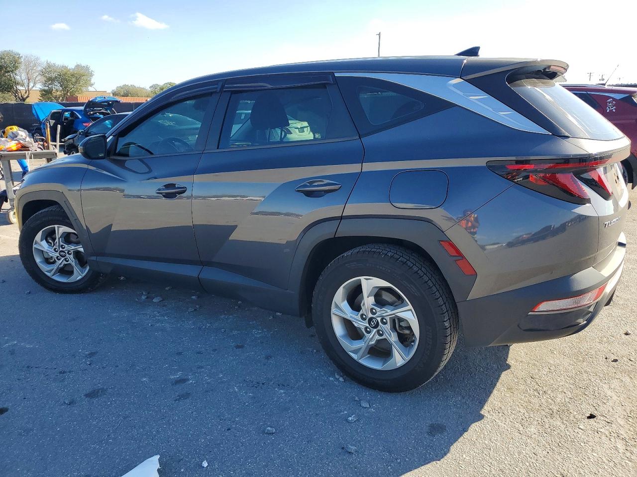 2022 HYUNDAI TUCSON SE photo 2