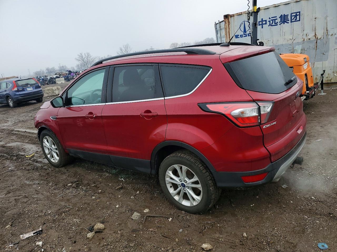 2017 FORD ESCAPE SE photo 2