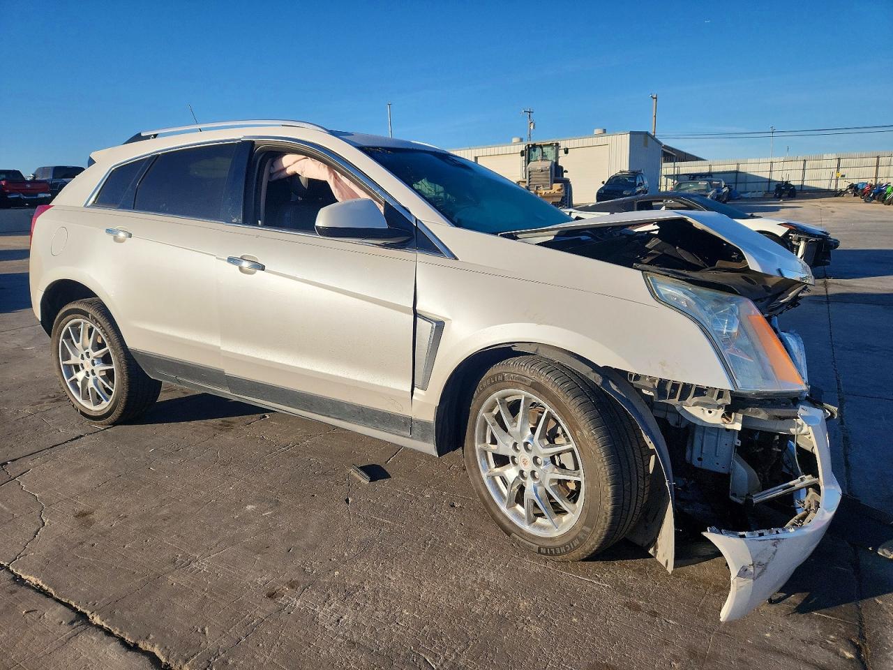 2013 CADILLAC SRX photo 4
