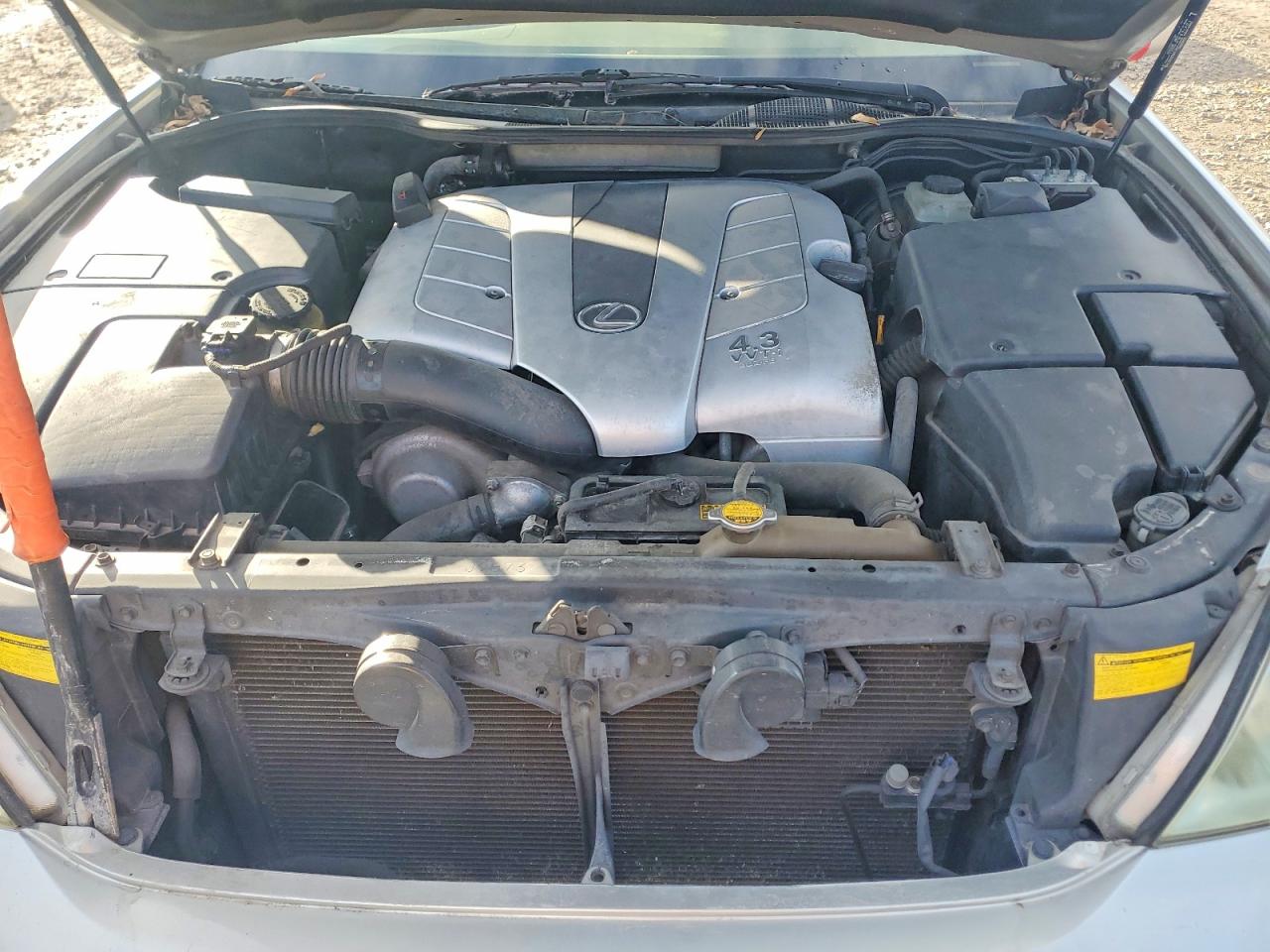 2001 LEXUS LS 430 photo 11