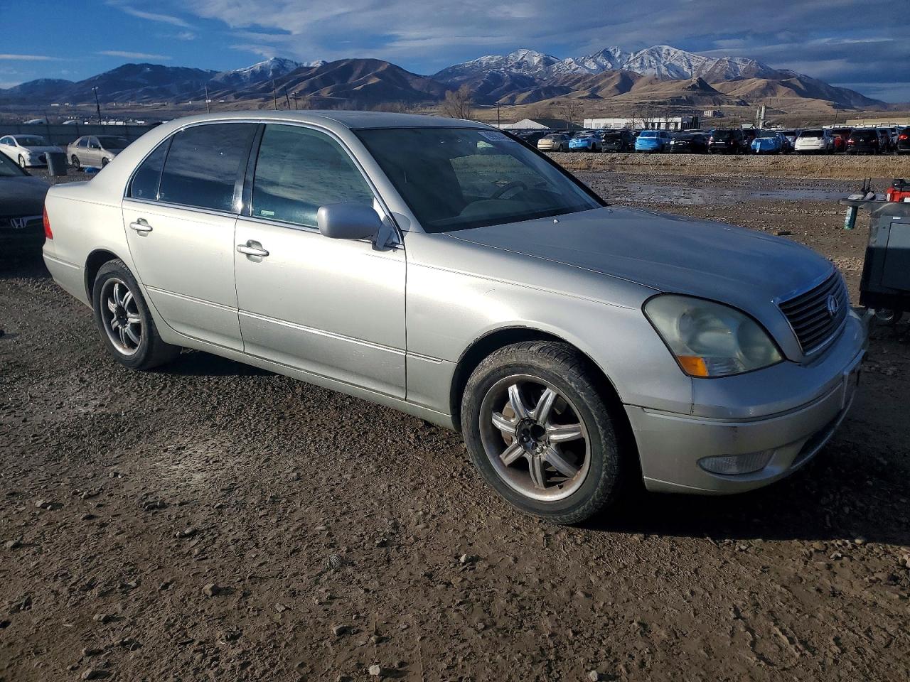 2001 LEXUS LS 430 photo 4