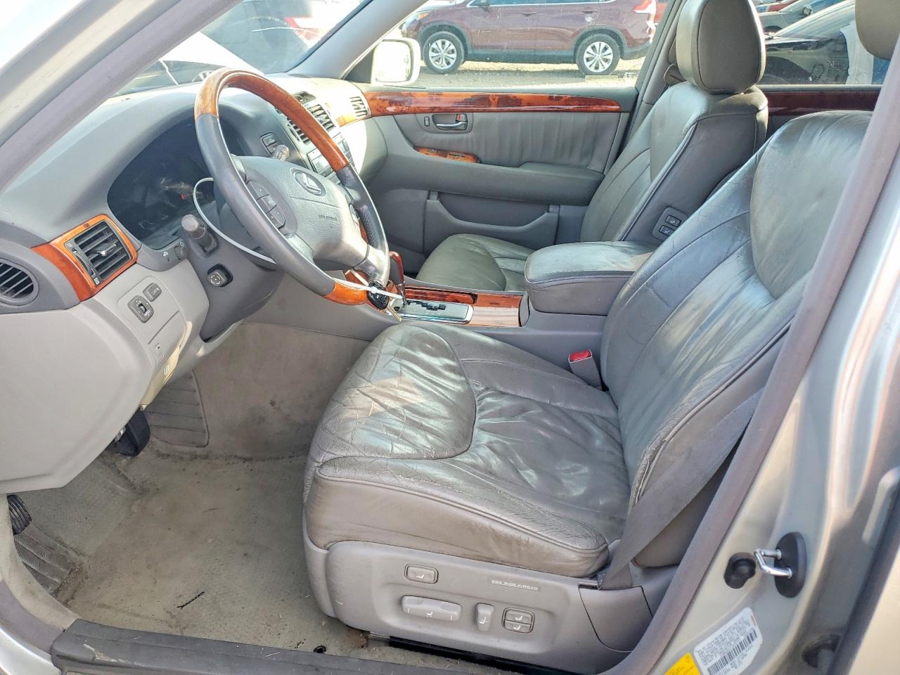 2001 LEXUS LS 430 photo 7
