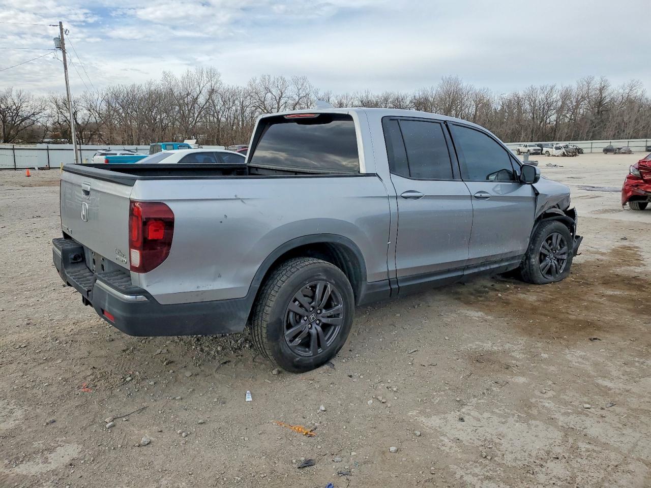 2020 HONDA RIDGELINE SPORT photo 3