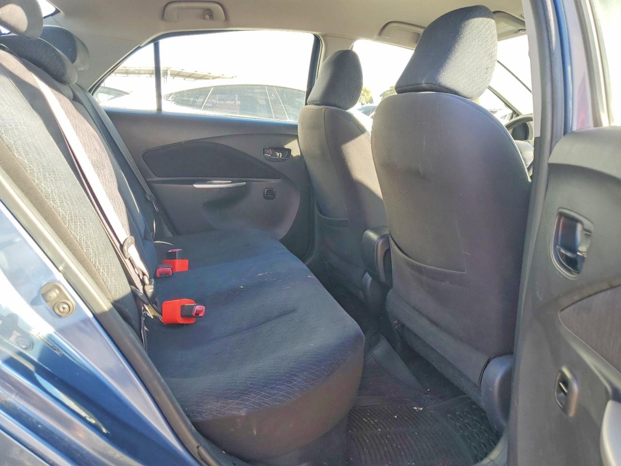 2008 TOYOTA YARIS photo 10
