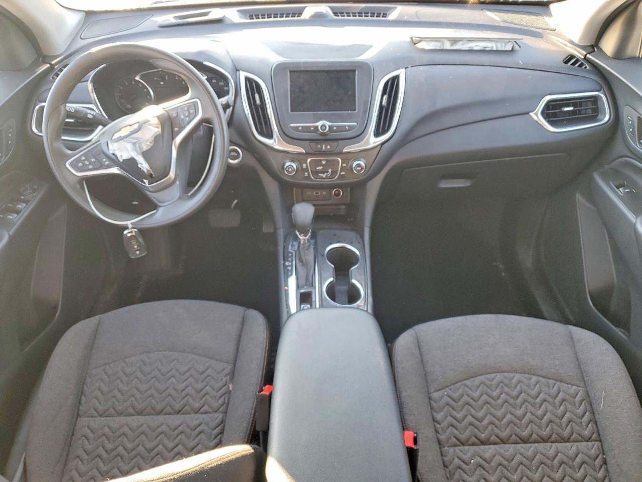 2021 CHEVROLET EQUINOX LT photo 8