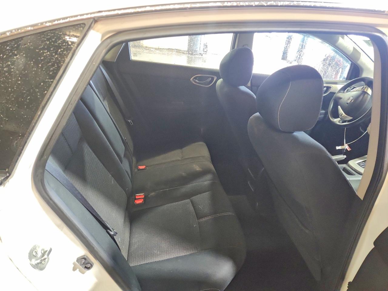 2015 NISSAN SENTRA S photo 10