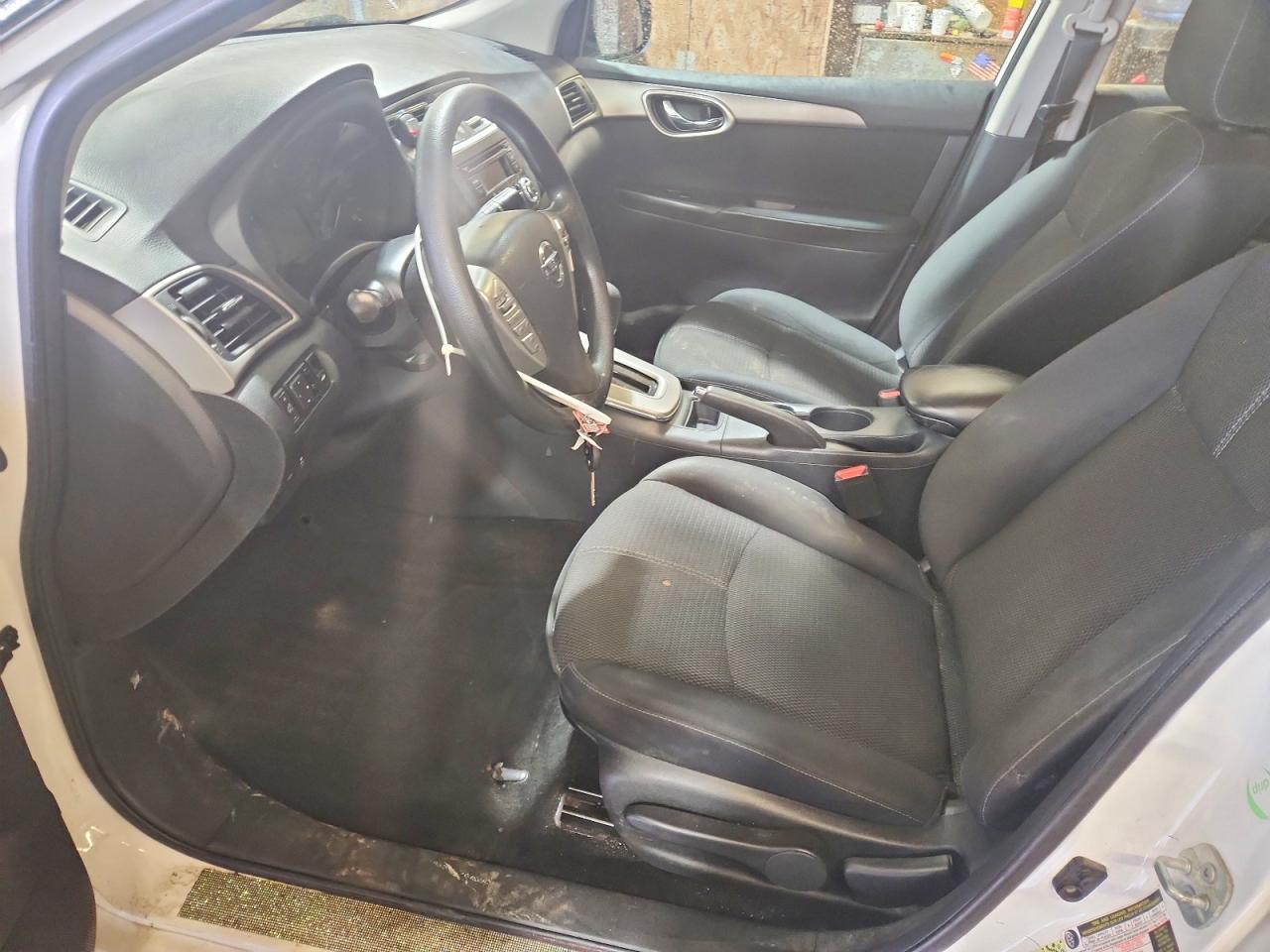 2015 NISSAN SENTRA S photo 7