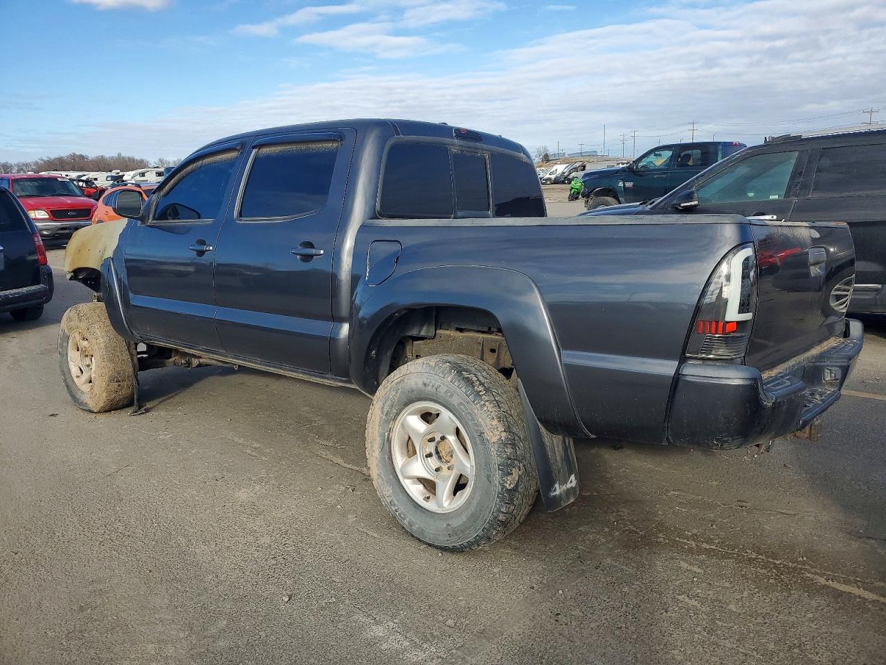 2009 TOYOTA TACOMA DOUBLE CAB photo 2