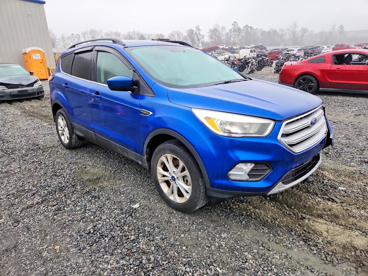 2018 FORD ESCAPE SE photo 10