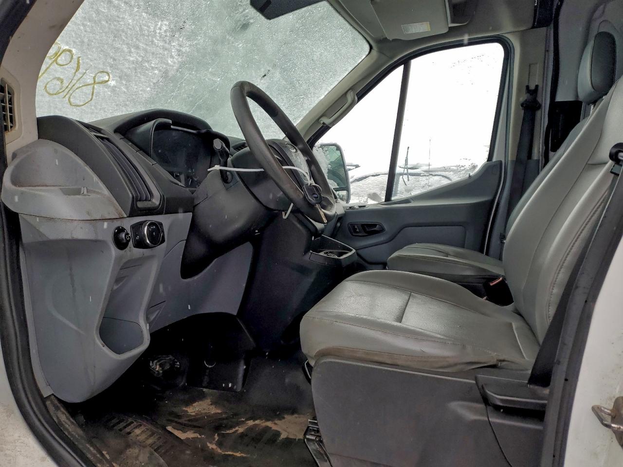 2017 FORD TRANSIT T-150 - CARGO VAN photo 7