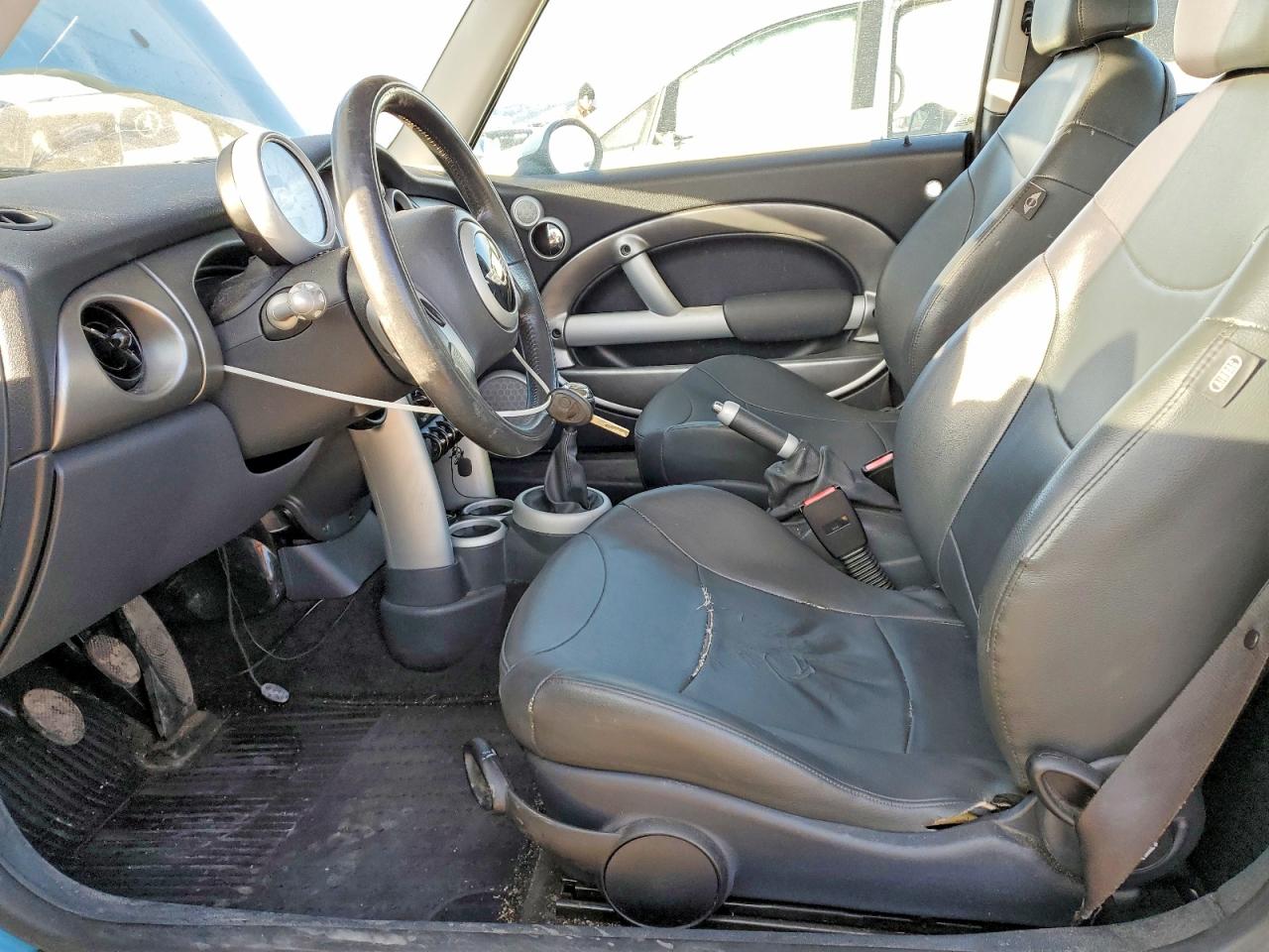 2002 MINI COOPER S photo 7