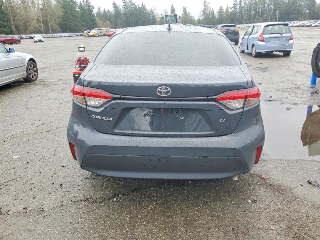 2025 TOYOTA COROLLA LE photo 6