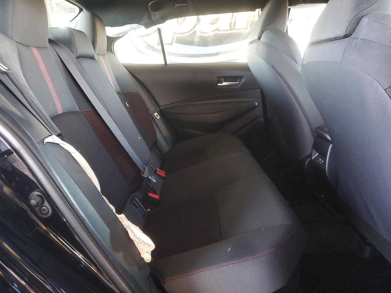 2025 TOYOTA COROLLA LE photo 10