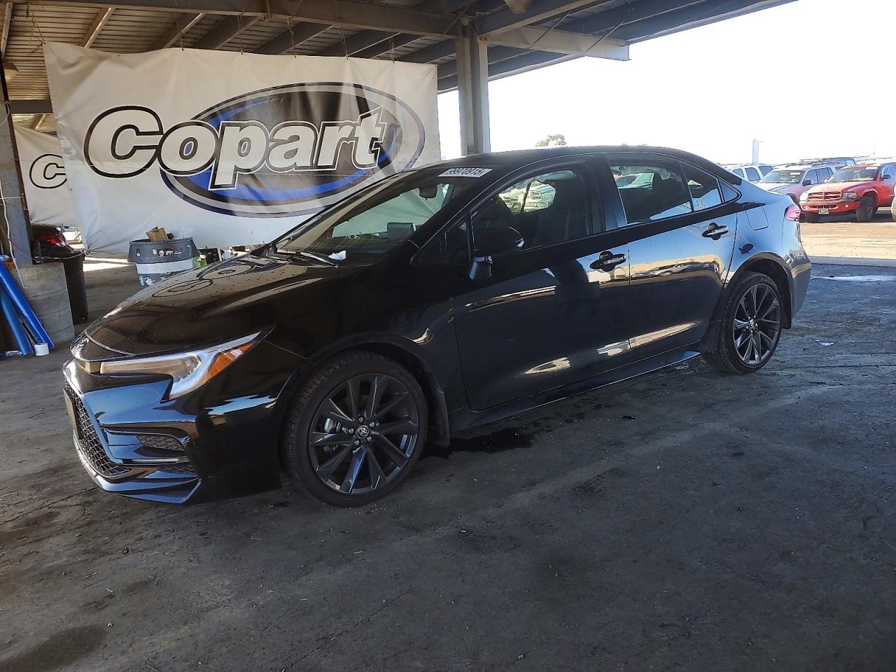 2025 TOYOTA COROLLA