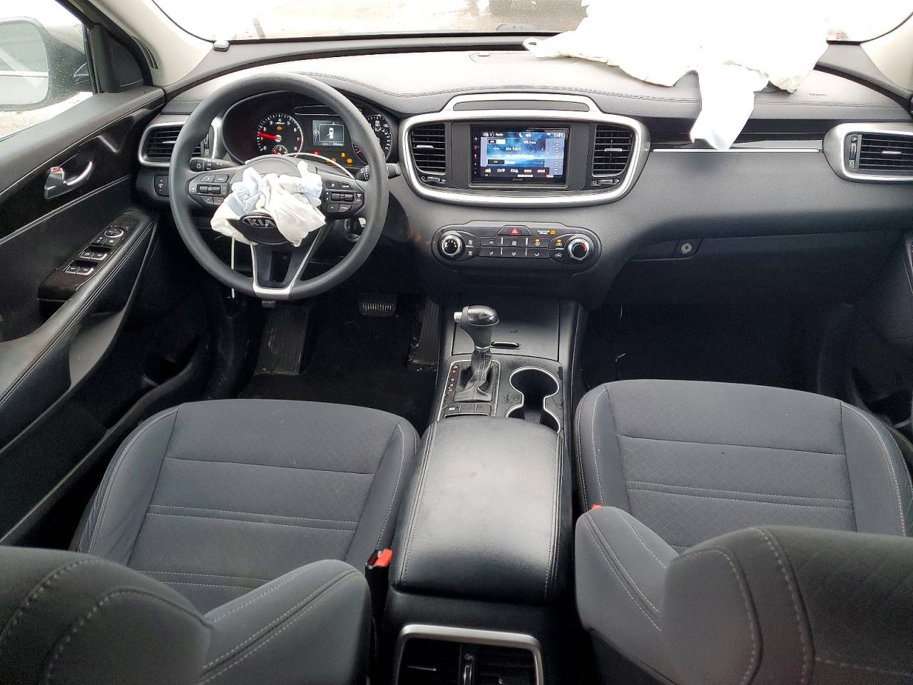 2017 KIA SORENTO LX V6 photo 8