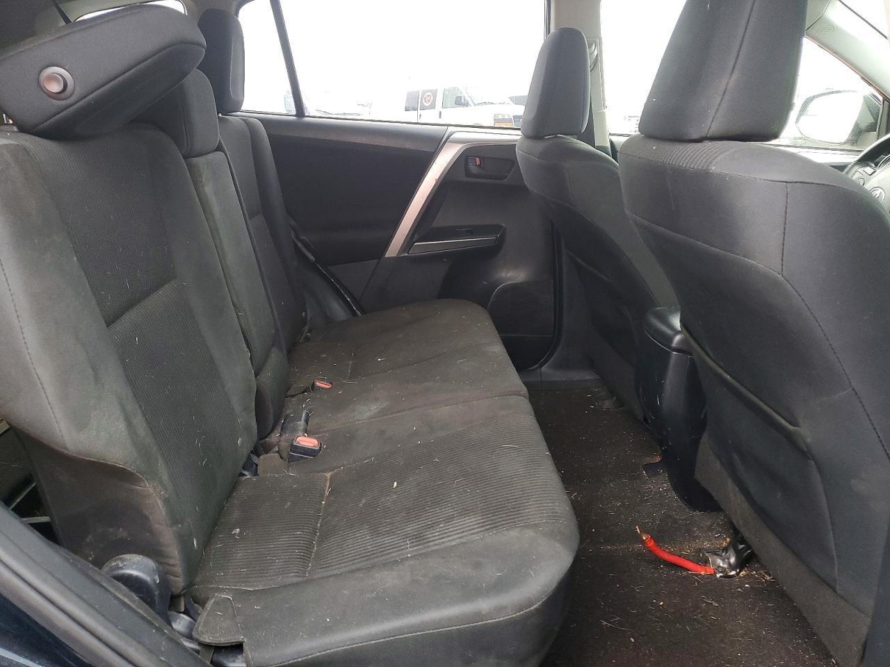 2017 TOYOTA RAV4 LE photo 11