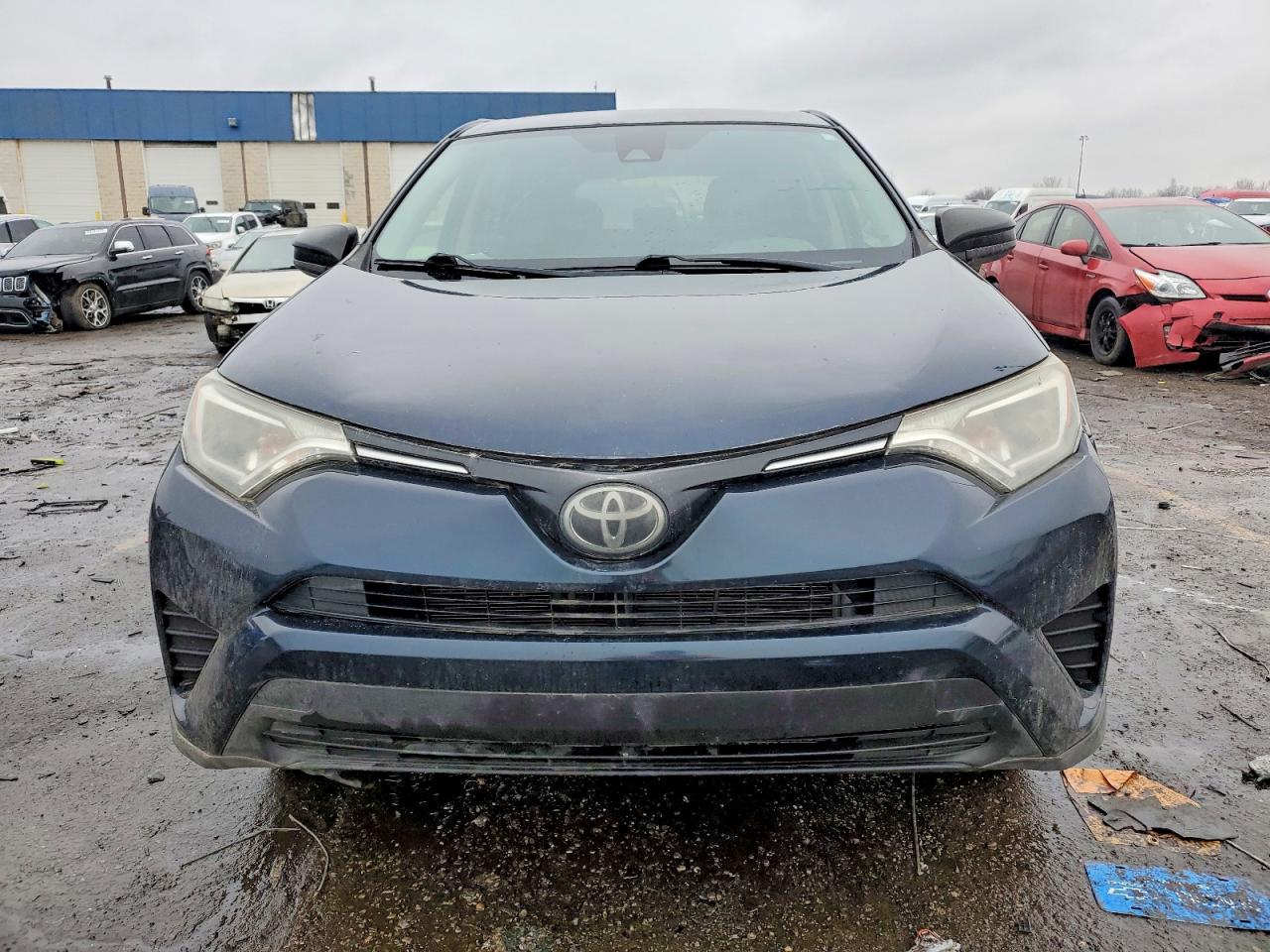 2017 TOYOTA RAV4 LE photo 5