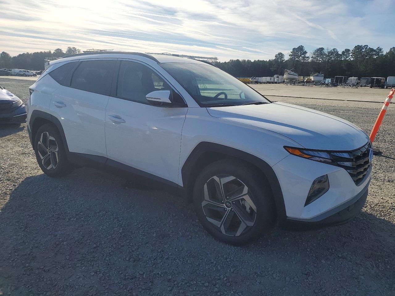2024 HYUNDAI TUCSON SEL photo 4