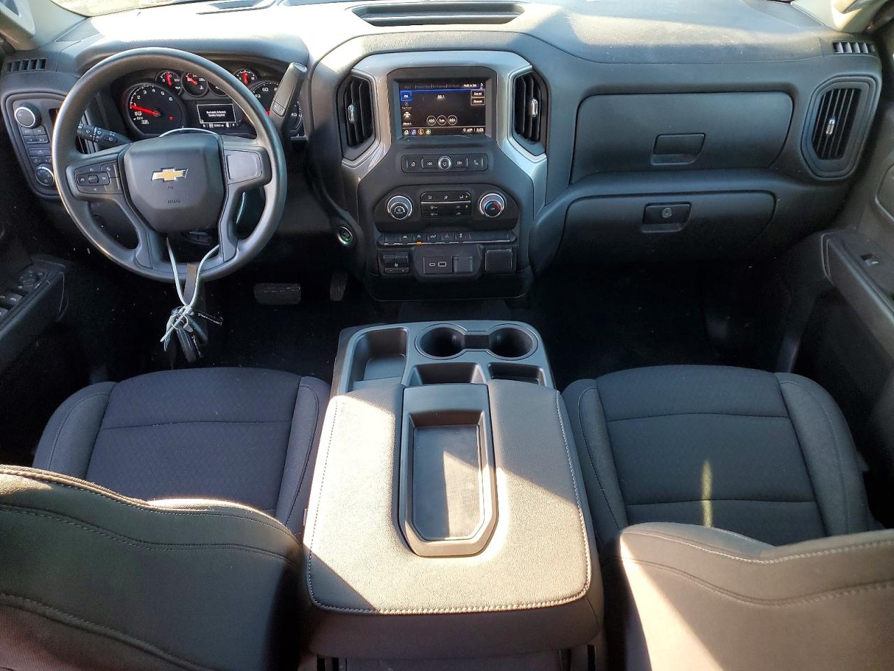 2023 CHEVROLET SILVERADO K1500 CUSTOM photo 8