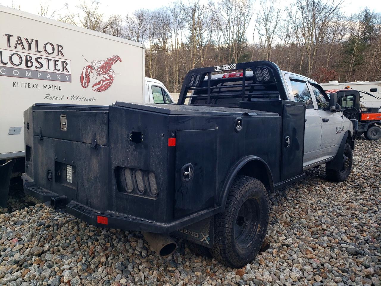 2018 RAM 3500 ST UTILITY / SERVICE TRUCK photo 3