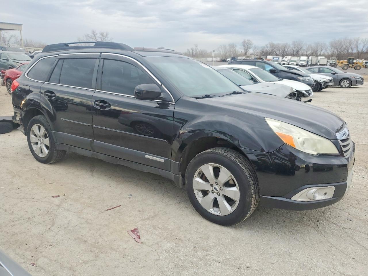 2012 SUBARU OUTBACK 3.6R LIMITED photo 4