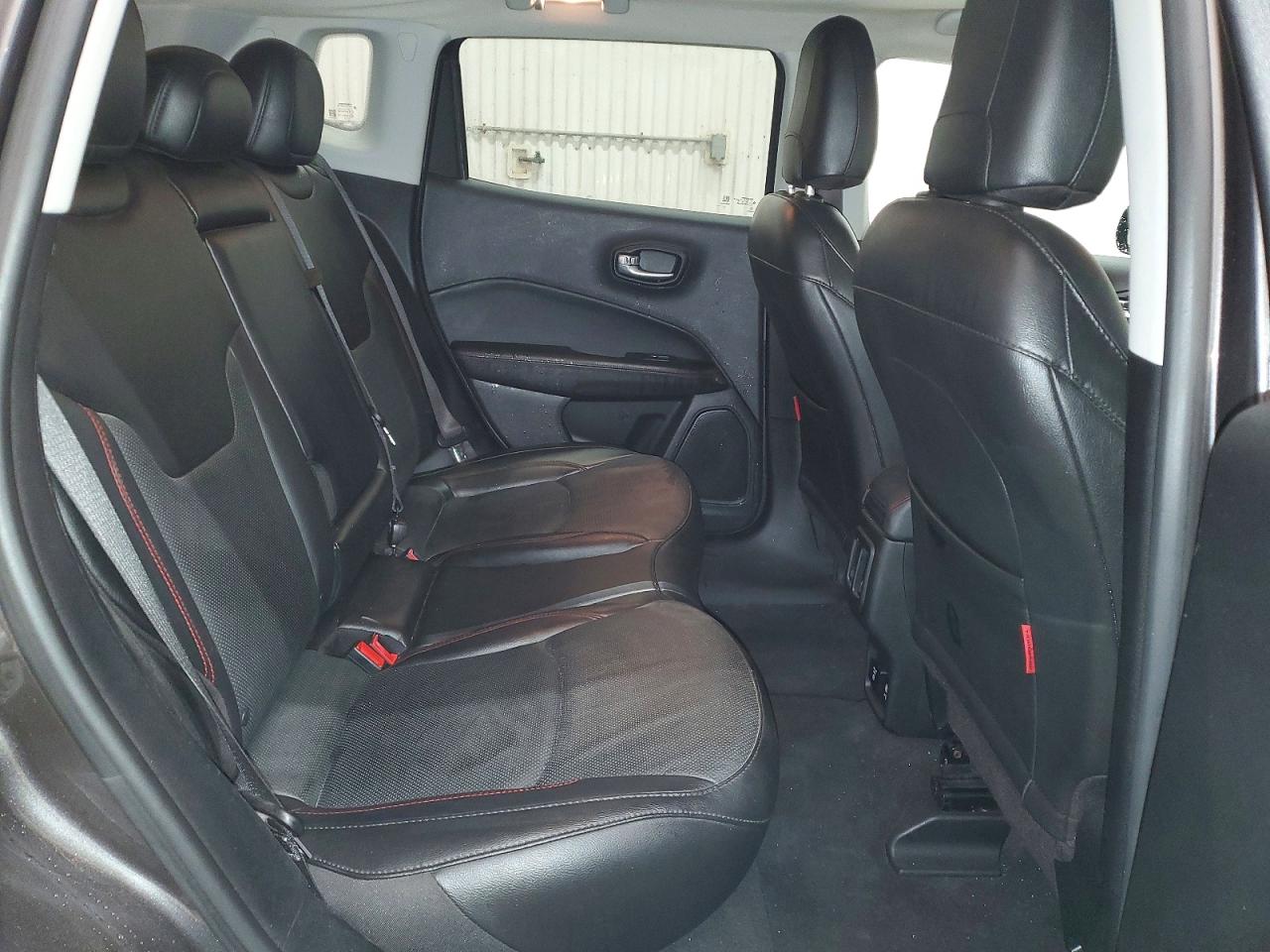 2021 JEEP COMPASS TRAILHAWK photo 31
