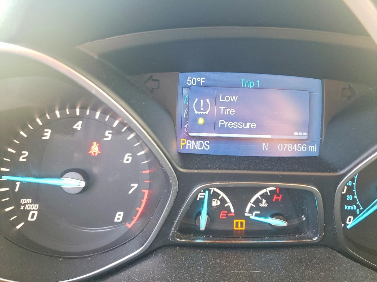 2015 FORD ESCAPE SE photo 9